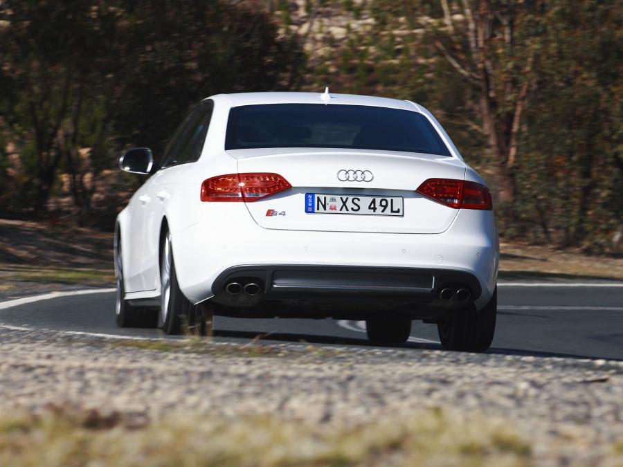  Audi S4 Sedan (B8, 8K) 2009 года  (AU) (фото 13 из 17)